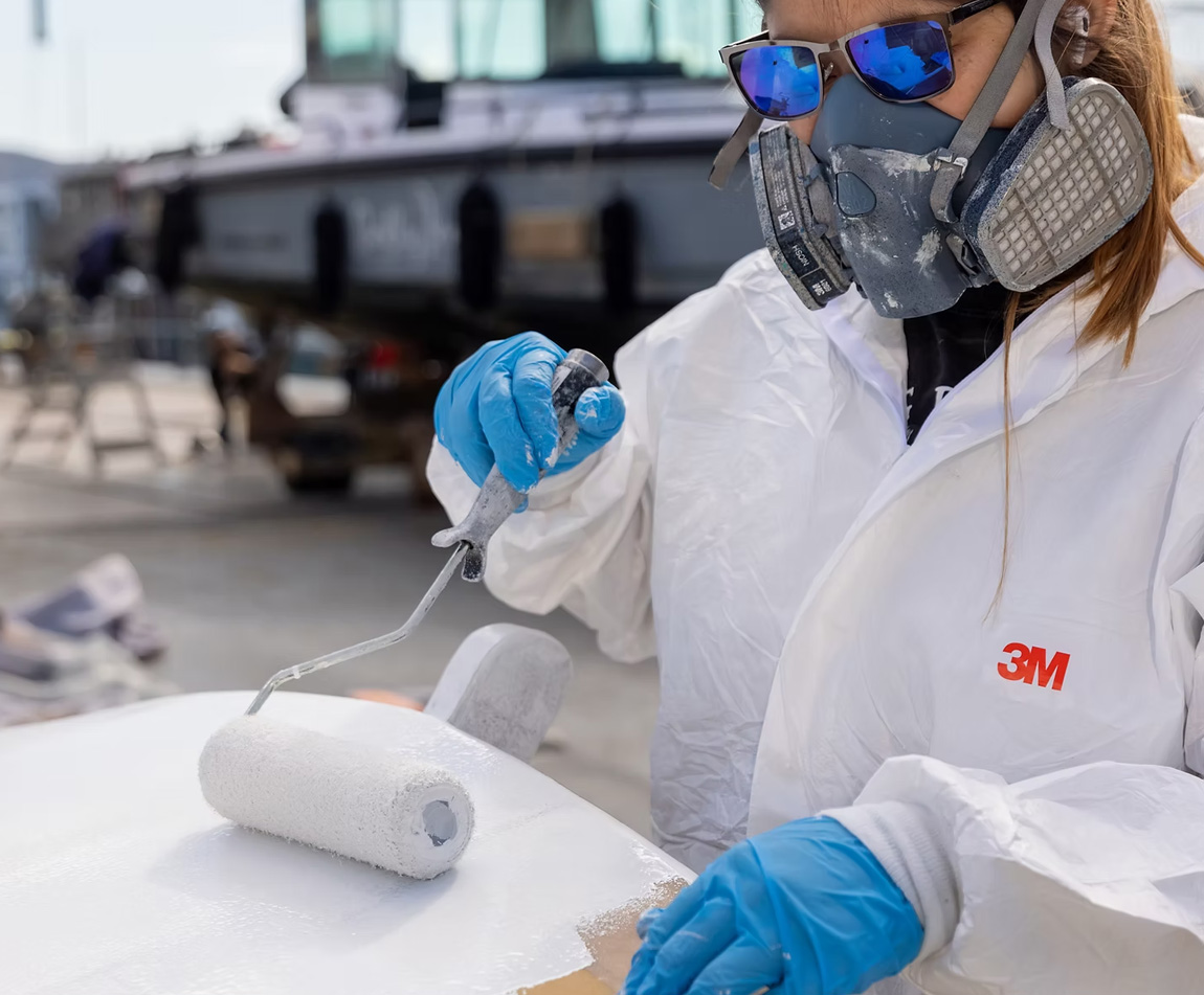Person in 3M uniform